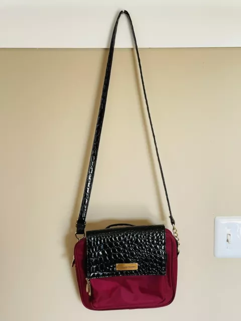 Samantha Brown Crossbody/Purse Burgundy Croco Embossed
