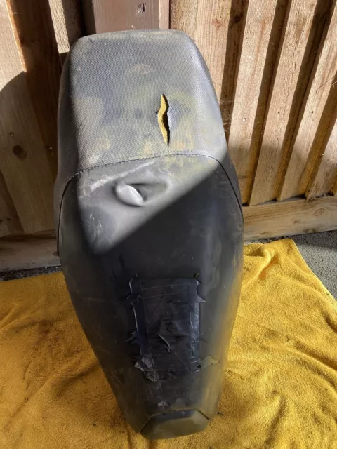 Peugeot Speedfight 2 Speed Fighter 2 Seat Saddle With Cover Oem 1173482700