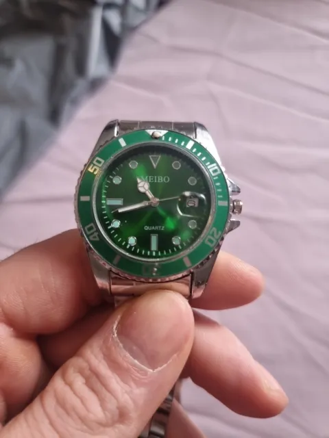 Mens Wristwatch Luxury Quartz Green Face Waterproof Sports Silver Watch