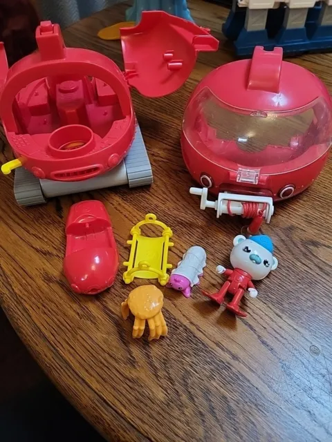 Octonauts Gup X Launch And Rescue Red Vehicle Captain Barnacle