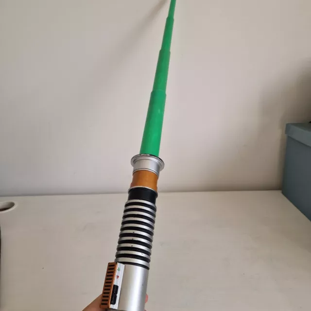 Star Wars Luke Skywalker Lightsaber Green Hasbro 2015 Flick Out Cosplay Toy
