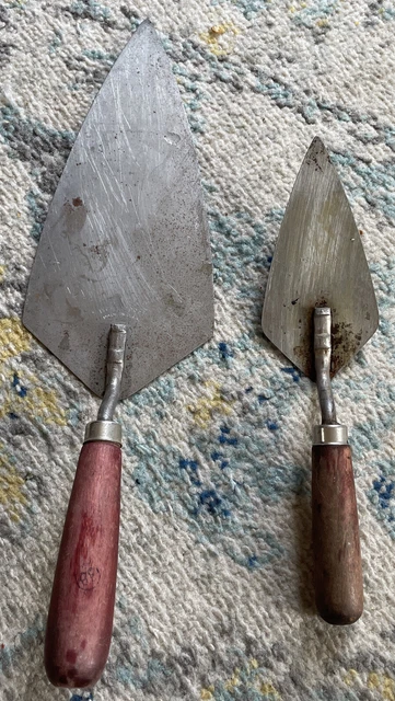 Lot 2 bridgeport concrete cement trowels 5.5” x 2.75” 9.75” x 4.25”