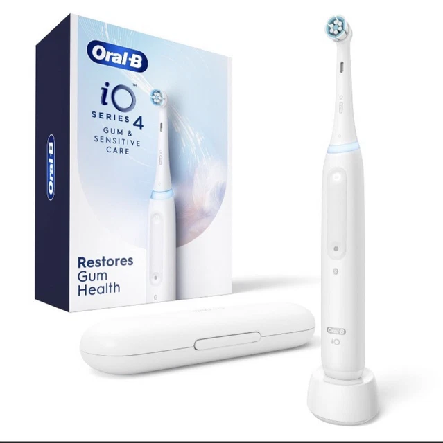 ORALB IO SERIES 4 Rechargeable Toothbrush, Handle, Charger, Case Brush
