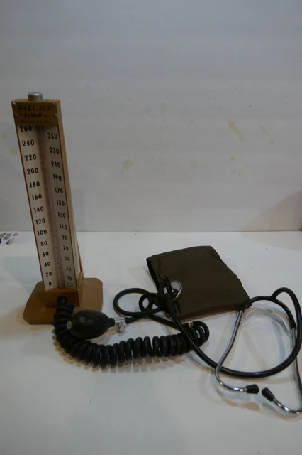 Vtg Wall 260 by Pymah Corp Medical Equipment Blood Pressure MD doctor works
