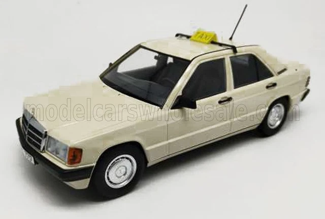Mercedes 190E (W201) 2.3 Sportline, grün, 1993, 1:18, Triple 9 Collection | Model Car World