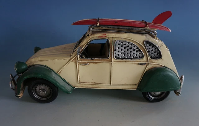 Große Blech Spardose Sparbüchse Auto Ente 2CV mit Surfbrett (F23-1350)