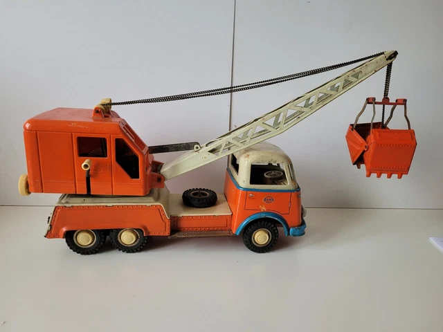 MF 75 Camion de dépannage et de Remorquage Jouet Tôle