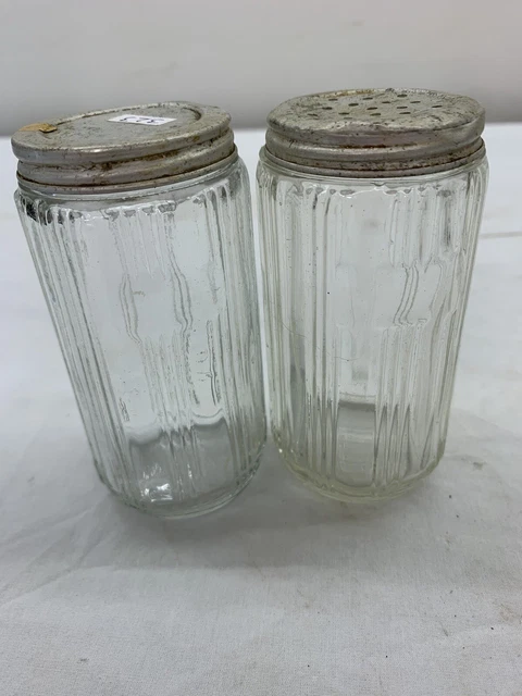 Two Vtg Hoosier Ribbed Glass Spice Jars With Aluminum Lids, 1 Shaker, 1 Solid 3