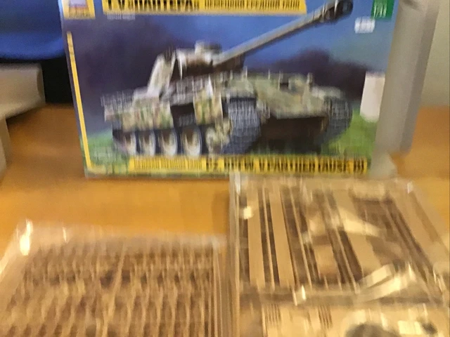 ZVEZDA MASSSTAB 1/35 2. Weltkrieg Deutscher Panther Ausf.D Panzer EUR ...