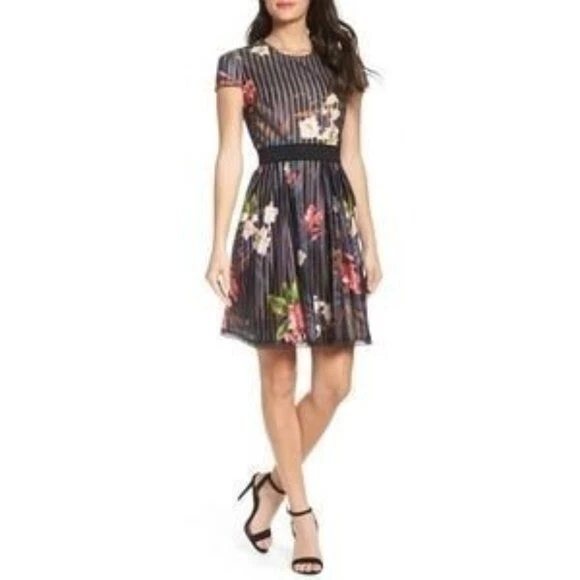 NWT Chelsea28 Floral Fit & Flare Dress Dahlia Multi Women's Size S Casual Party