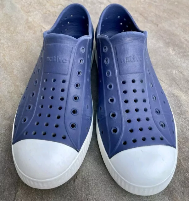 Native JEFFERSON Junior Size 3 J3 Navy Blue/White Perforated Slip On Shoes