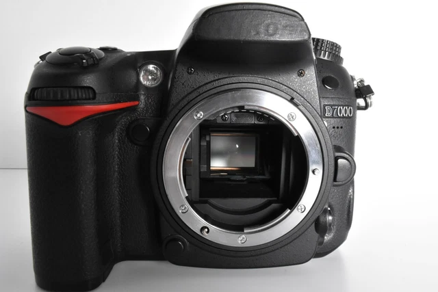 Nikon D7000 16.2MP Digital SLR Camera Body w / cap charger [Excellent+++] F/S