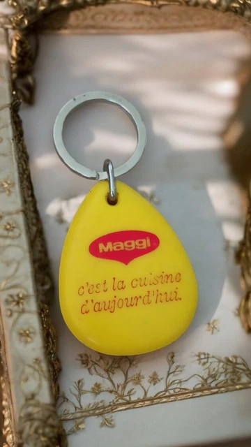JOLI CHIC Stylish RARE TOP ++ PORTE-CLES VINTAGE Key ring SIMCA - 1958