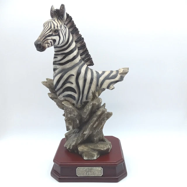 Vintage Africa Zebra Figurine/Statuette Herco Professional Gift 11.5" Tall   L5A