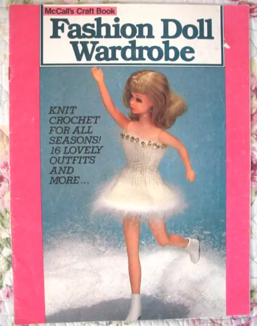 * McCall's Craft Book MODA MUÑECA ARMARIO Barbie tejido ganchillo 16 trajes 1982