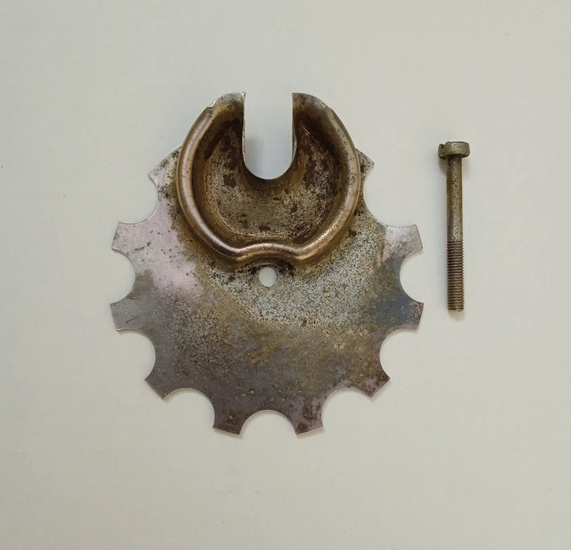 VINTAGE DAYLITE CENTRE bottom plate + Screw SPARE PARTS for kerosene