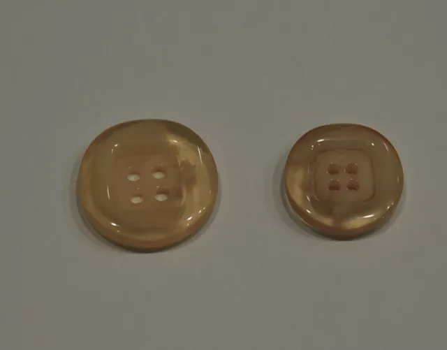 Bottoni per giacche o cappotti color crema melange diametro cm.2.5 e cm.2