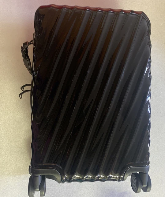 Tumi 19 Degree International Expandable 4 Wheel Carry-On, Black 👍 2