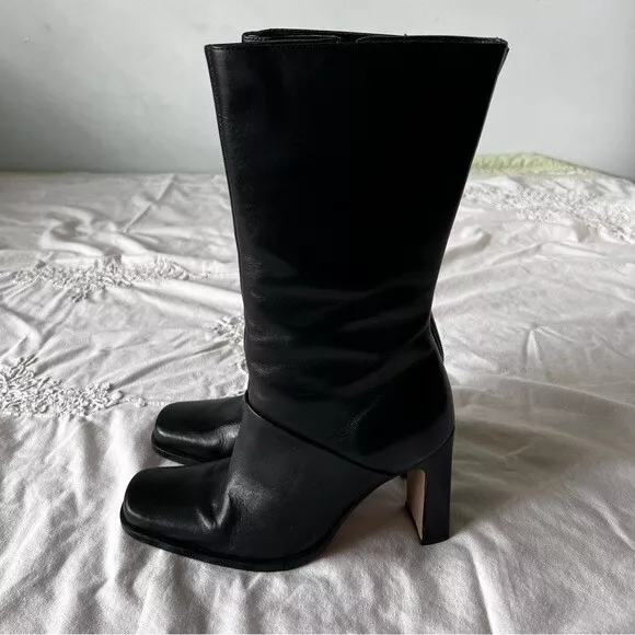 Vintage 90s genuine leather square toes zip up boots