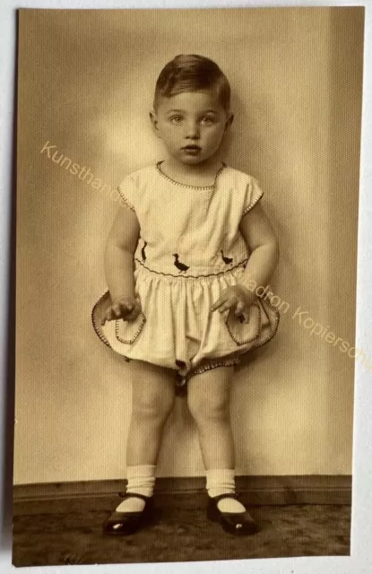 orig. Foto Kind Junge Mode Kleid um 1920