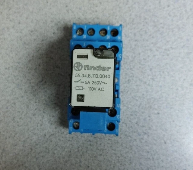 FINDER ICE CUBE RELAY 55.34.8.110.0040 110VAC 5A 250V w/ TYPE 94.44.1 BASE WOW!!