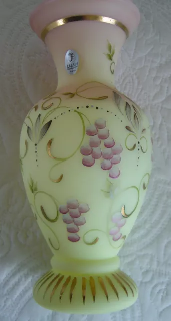 FENTON 2003 BURMESE Vase Showcase Dealer - Signed by G.W. Fenton  - #103 of 1950