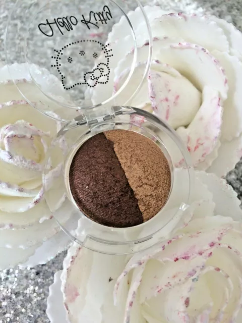 HELLO KITTY Sublime Duo Shadow Eyelids Kawai Gold And Terre Iridescent