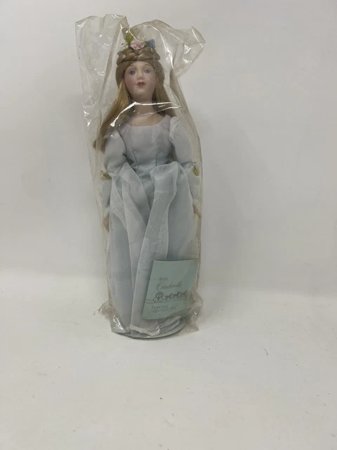 VTG Cinderella Doll From Avon Fairy Tale Doll Collection 1984 New WITHOUT box