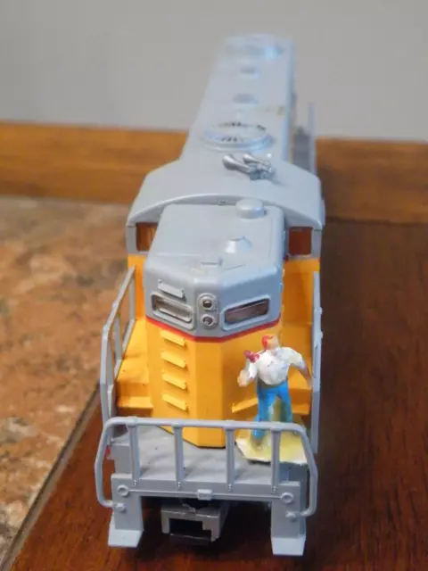 Vtg HO Scale LOCOMOTIVE AHM UNION PACIFIC RSO-NN04 Made in Yugoslavia  FREE SHIP