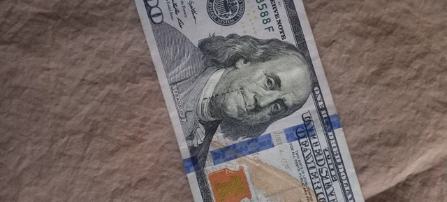 $100 CASH - (1) One Hundred Dollar Bill - REAL U.S. TENDER -Circulated Condition