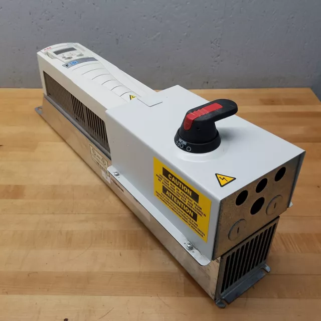 ABB ACH550-PD-015A-4 HVAC Drive, 10 HP, 3 Phase, 380/480 VAC Input - USED