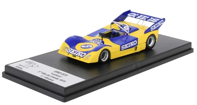 TROFEU - Voiture du rallye de Monte Carlo 1972 pilotée par
