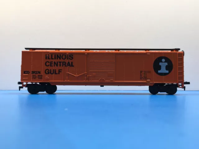 HO Scale "Illinois Central Gulf" ICG 59274 Fifty Foot Freight Train Box Car