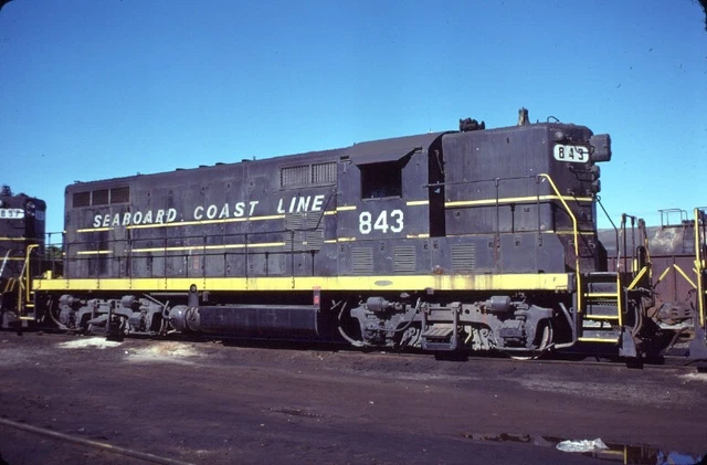 Scl 843 Gp-7 Charleston Sc (Seaboard Coast Line) Original Slide 12-26-77 T17-8