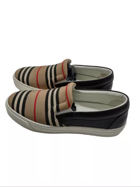 Burberry Mens Slip On Sneakers, Icon Stripe Size 8/EU 41