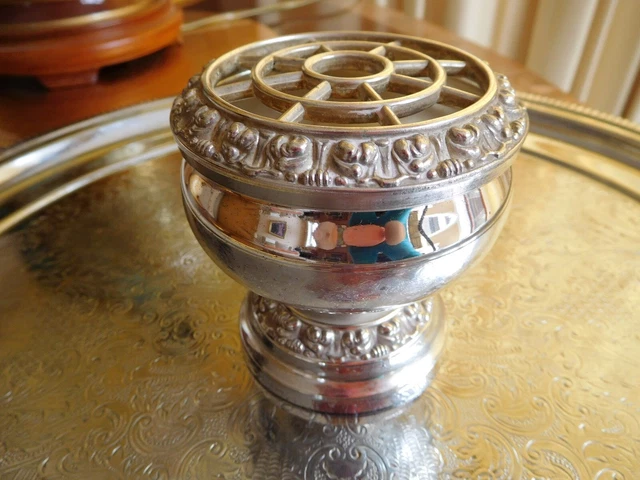 LANTHE of England small vintage lidded Silver plated posy rose flower bowl/vase