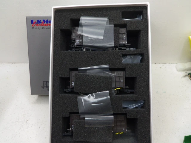 Lot De 100 Pièces Marchandises HO 1/87 - Décor Entrepôt Pour Modélisme Ferroviaire - Neuf Multicolore
