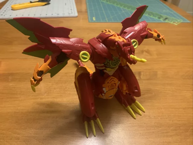 bakugan maxus dragonoid  Maximus Dragonoid Transforming Figure