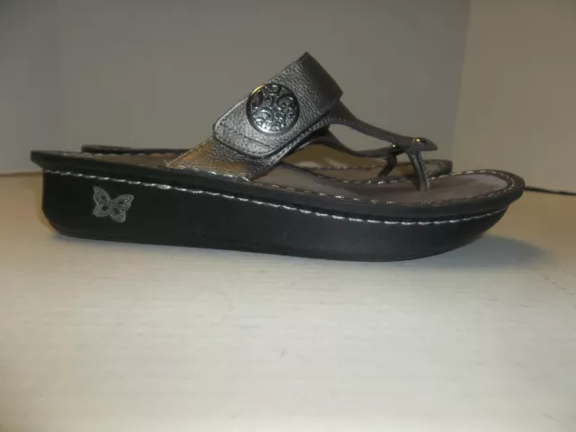 Womens Size 41/10 Alegria Silver/Pewter Leather Flip Flop Thong Sandals