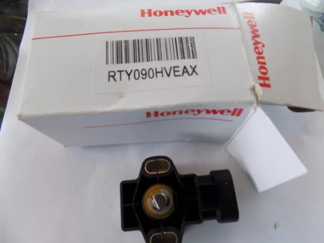 Honeywell RTY090HVEAX RTY series Hall-Effect position sensor NOS