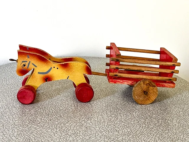 Jouet Ancien En Bois - Attelage De 5 Chevaux Sur Socle à Roulettes, Longueur 45cm, Occasion Avec Défauts