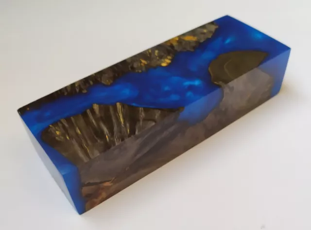 Resina epoxi Arce Burl Azul Estabilizada para Manijas de Cuchillo 30*45*130 mm (N 308.1)