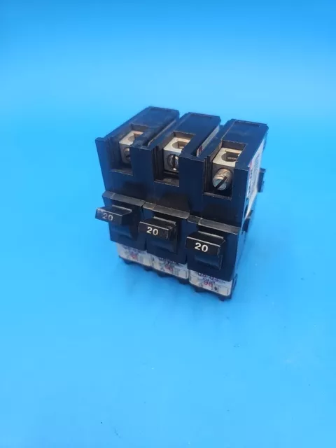 LOT OF 3 American FPE NA120 20 Amp 1 Pole Stab-Lok Circuit Breakers NASWD