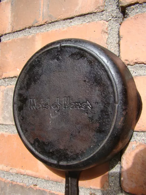 Maid of Honor #3 Cast Iron frying Pan Skillet- 2 Pour Spouts Smoke Ring 4 Breaks