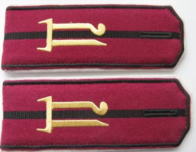 Shoulder straps of chief officer of the Drozdovsky regiment, model 1918