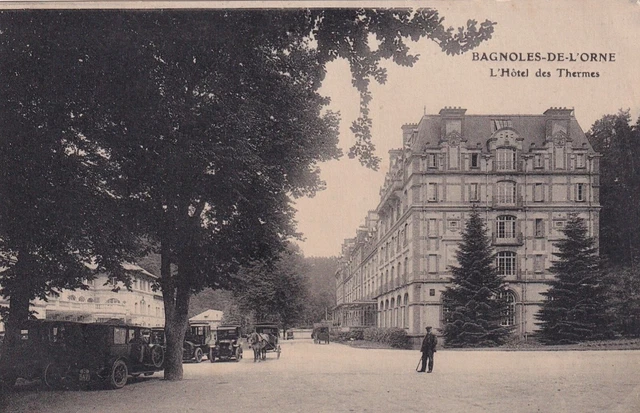 *44086 cpa Bagnoles de l'Orne - L'Hôtel des Thermes