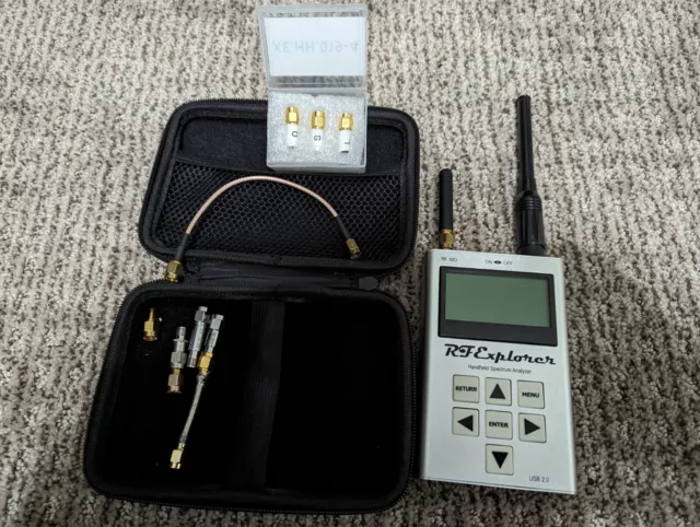 RF Explorer Handheld Spectrum Analyzer (3G Combo)