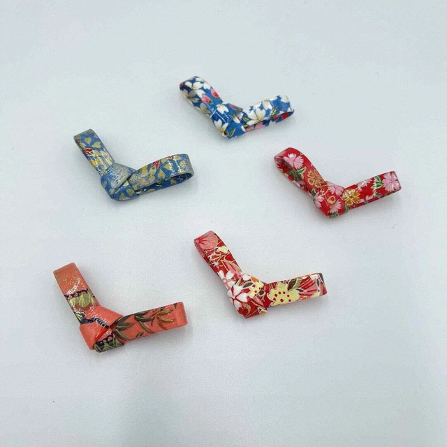 Lot of 5 Japanese Floral Pattern Plastic Ribbon Chopstick Rest Stand