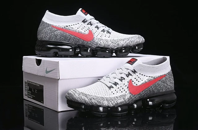 Nike Air VaporMax Flyknit men's air cushion shoes US8-12 brand new