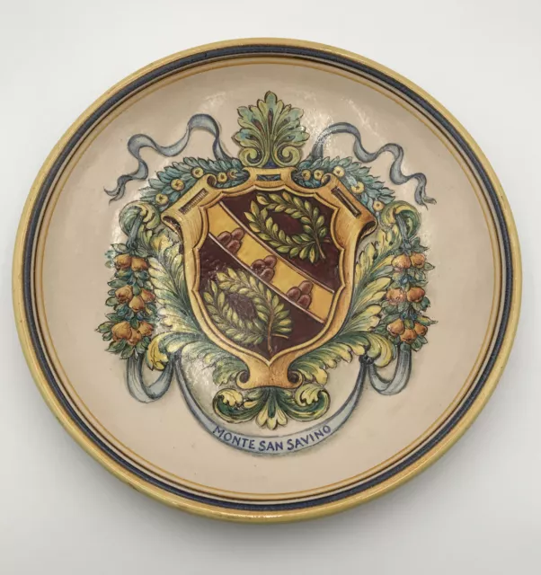 Italian Tuscan Majolica Pottery Bowl Coat of Arms Latin Monte San Savino Giotto